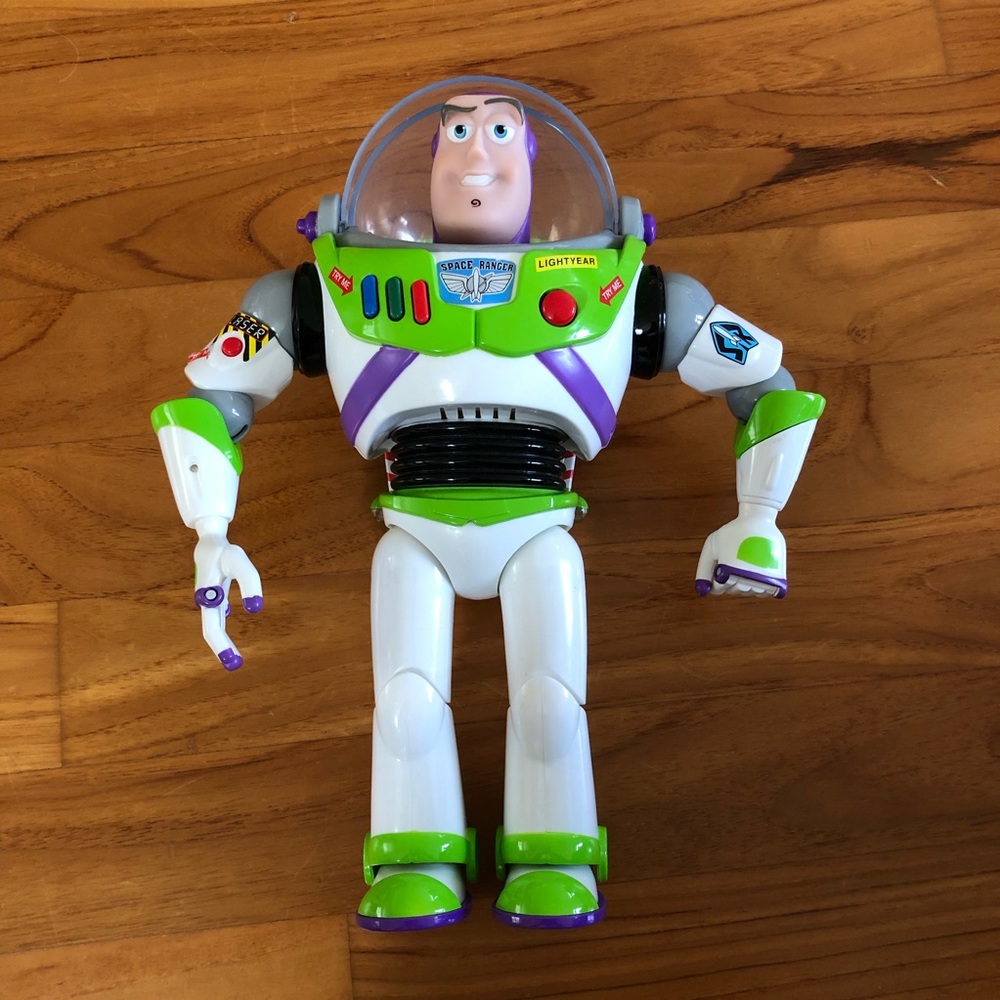 Disney buzz lightyear interactive taking figure